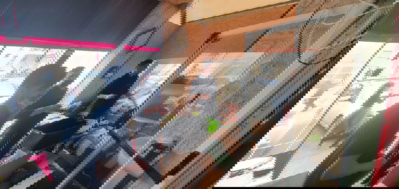 בביתר: אלפי מנות אוכל וערכות משחקים חולקו למבודדים