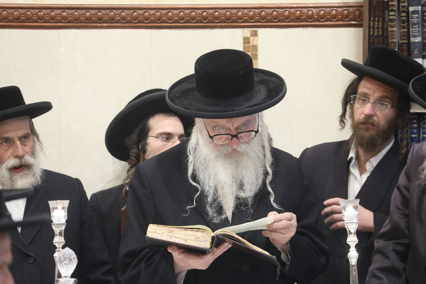 כך ציינו ב'משכנות הרועים' את ה'יארצייט'