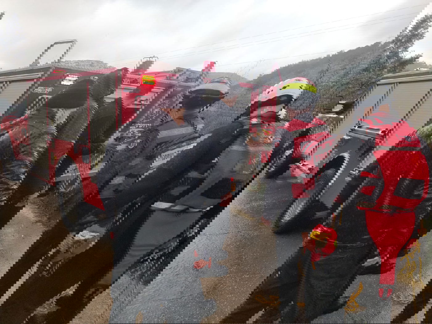 כך אב ובנו חולצו מלב השיטפונות • תיעוד