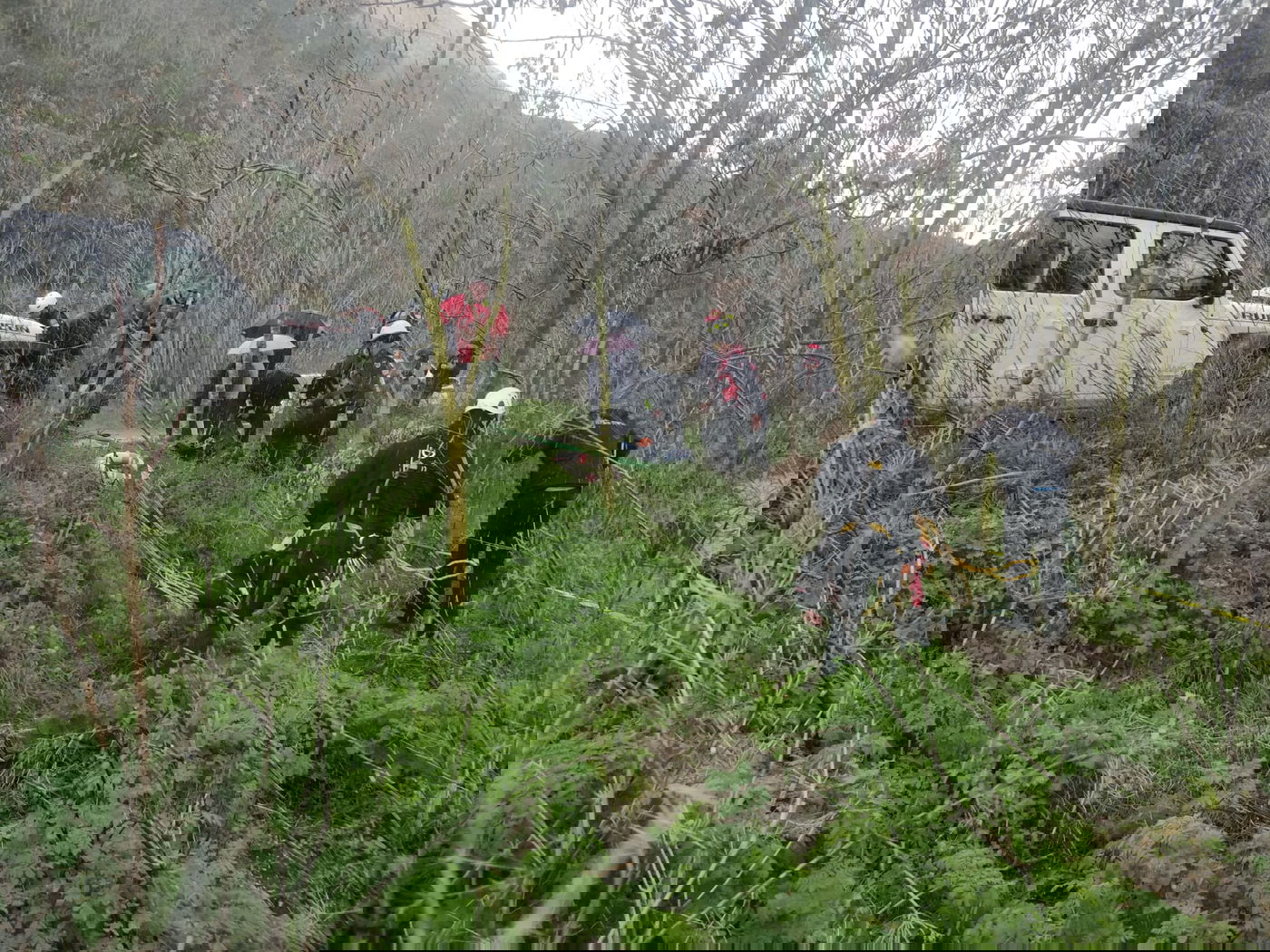 כך אב ובנו חולצו מלב השיטפונות • תיעוד