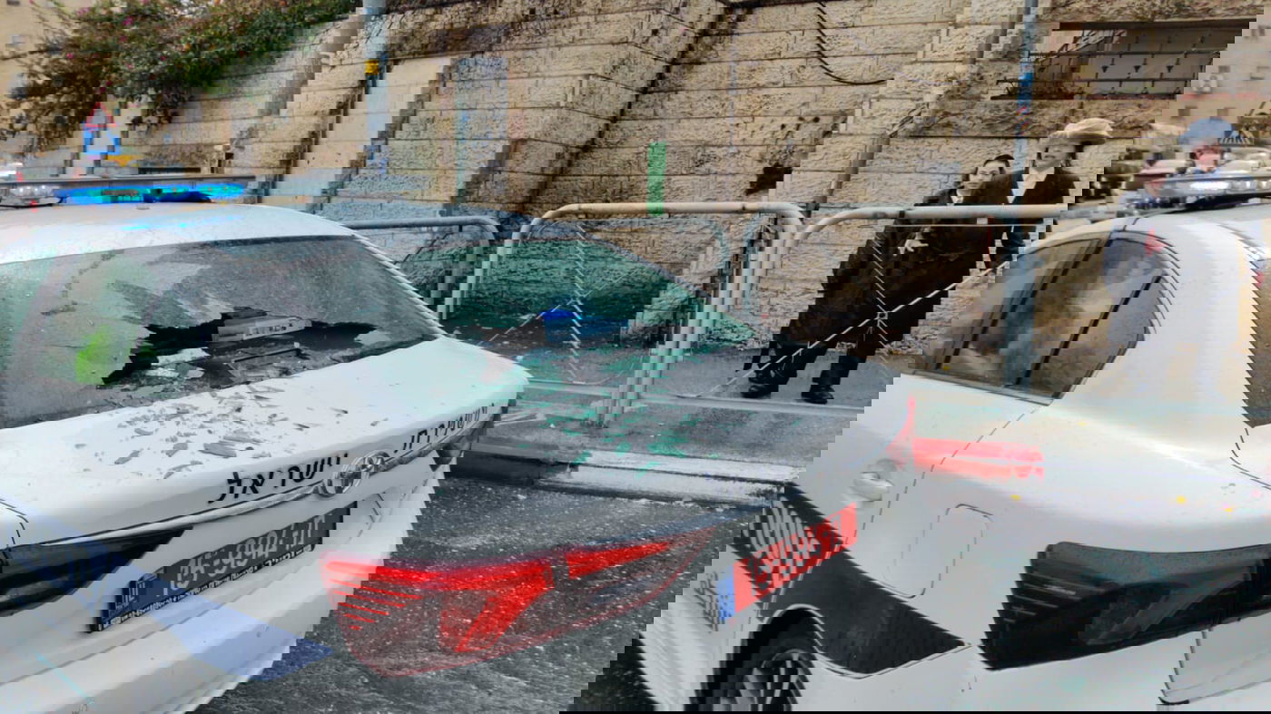 סוער בירושלים: כוחות משטרה פינו בכוח תלמוד תורה; צפו