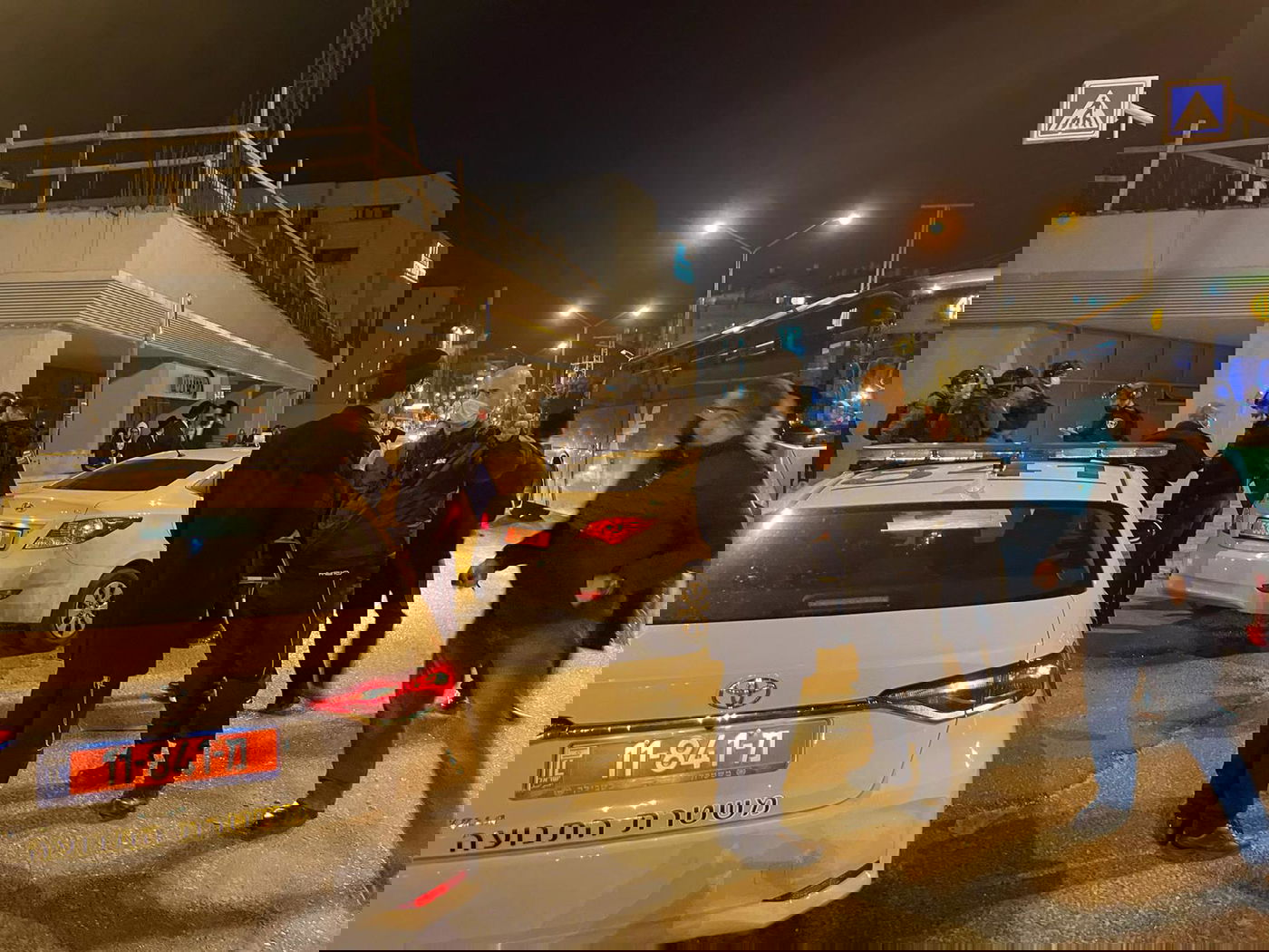 רימוני הלם: לילה סוער בבני ברק בעקבות תקיפת השוטרים