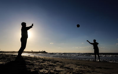התחזית: מעט התחממות, בשבת יהיה בהיר
