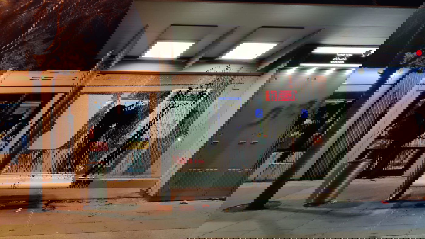 הקיצונים השחיתו את הרכבת הקלה בי-ם