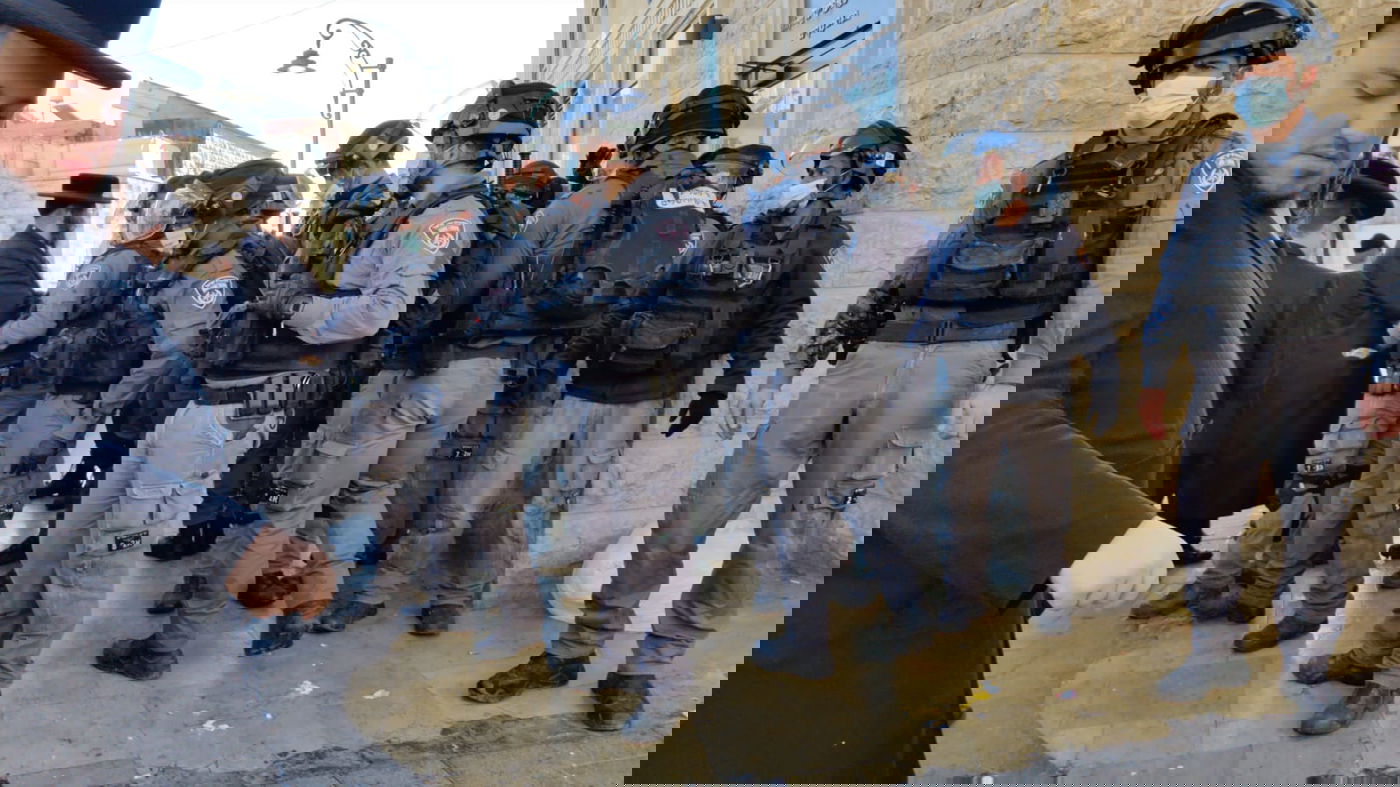 מהומות בביהמ"ד סאטמר; הגאב"ד  קרא לאברכים למחות