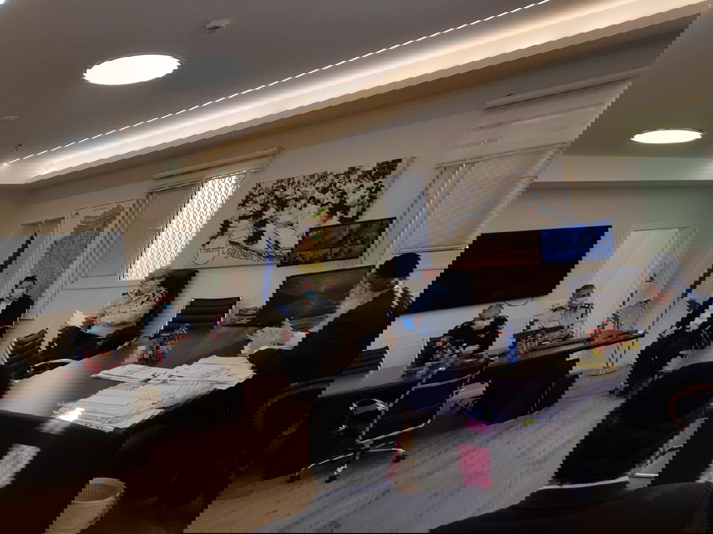 גדולי הרבנים: לא לריב עם שוטרים - גם בעת אכיפת הנחיות