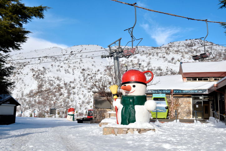 צפו: החרמון מעוטר במעטה הלבן  והחורפי