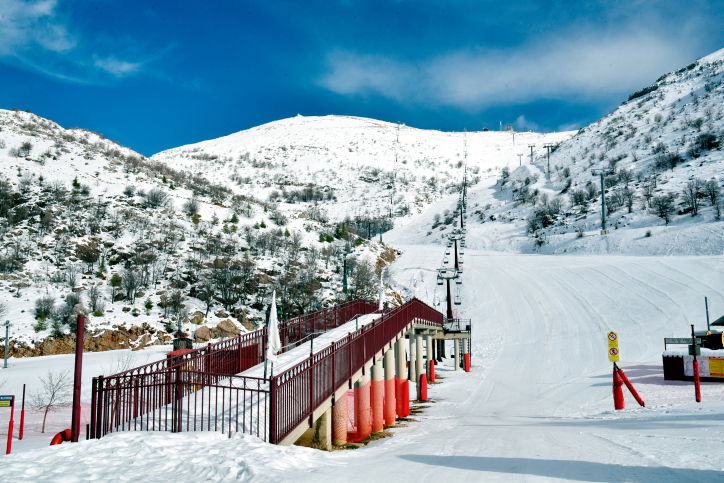 צפו: החרמון מעוטר במעטה הלבן  והחורפי