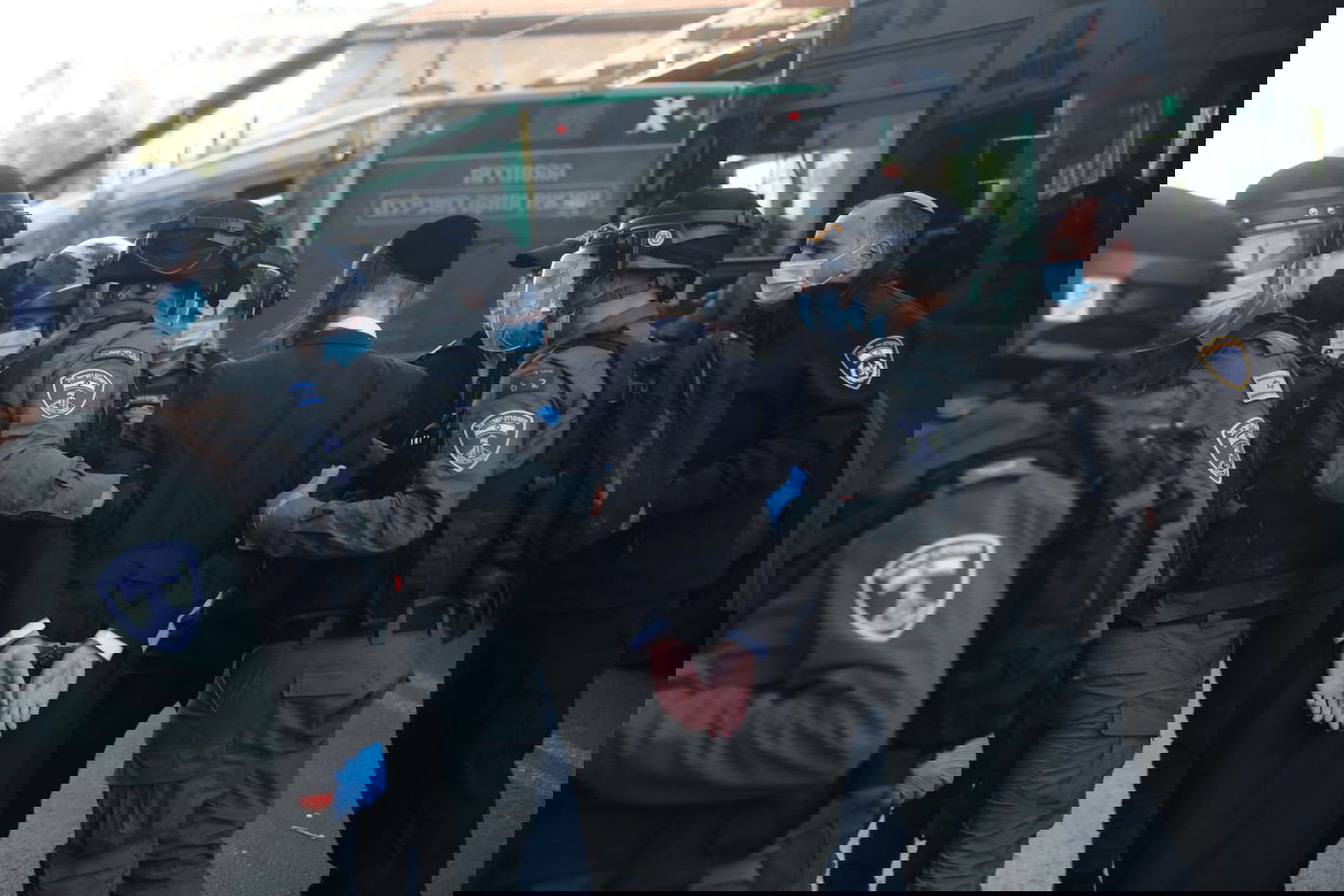 עימותים ומעצרים, בכניסה לחיידר הירושלמי