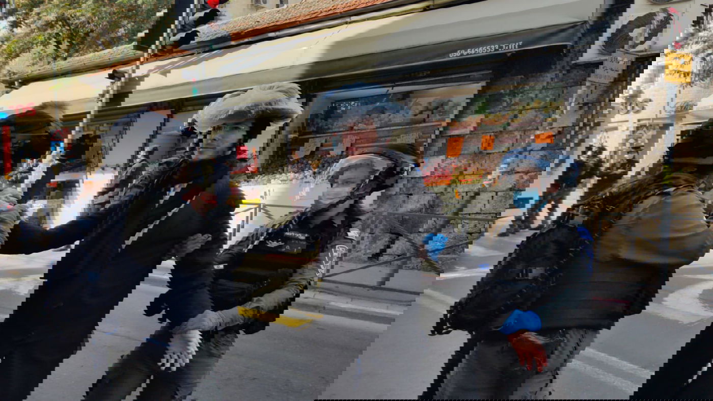 עימותים ומעצרים, בכניסה לחיידר הירושלמי