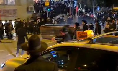 טירוף: קיצונים דרדרו פח שהתנגש באוטובוס