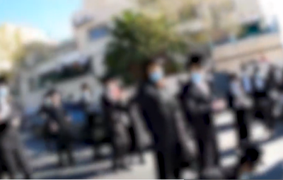 השוטרים חסמו את הכביש בשירה לשוטרים