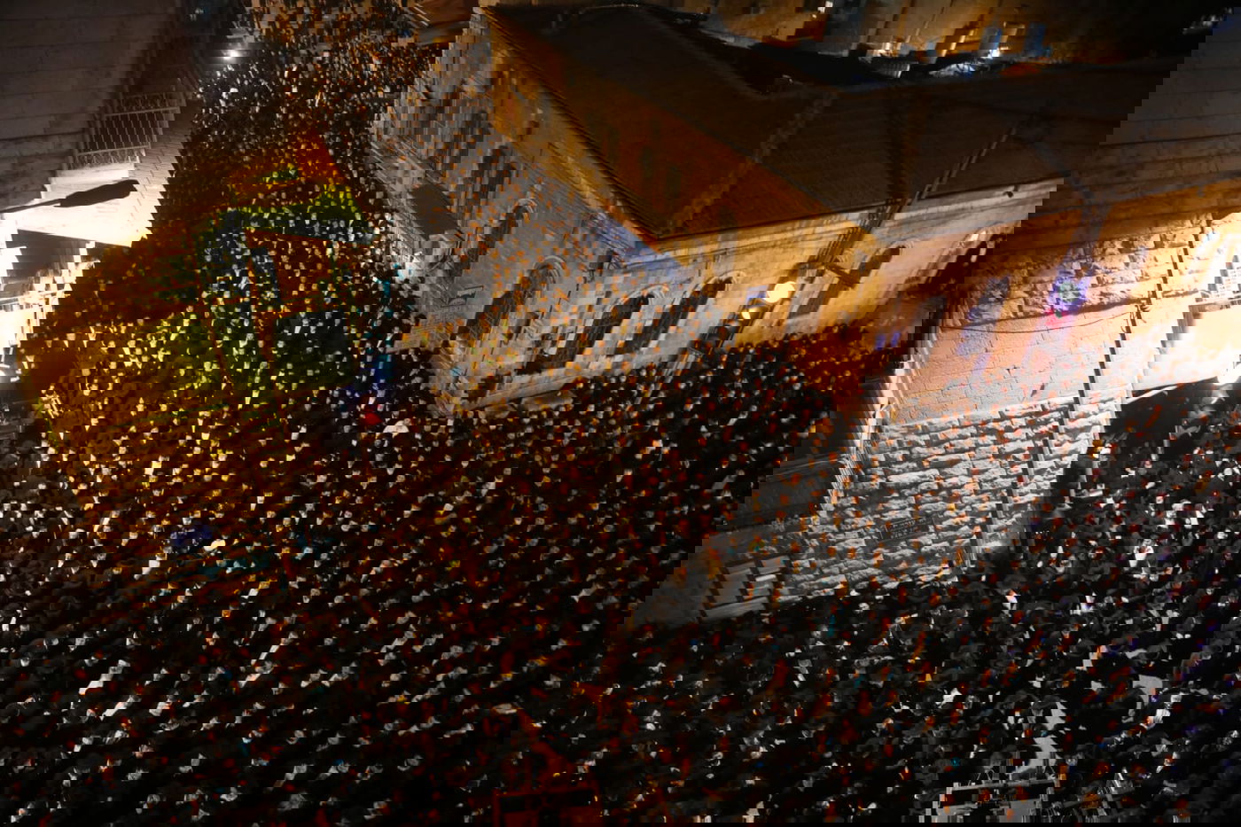 מסע הלווית הגאון רבי יצחק שיינר זצוק"ל • גלריה