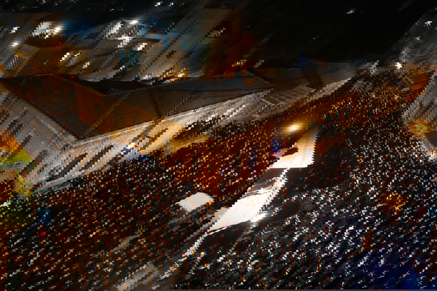 מסע הלווית הגאון רבי יצחק שיינר זצוק"ל • גלריה