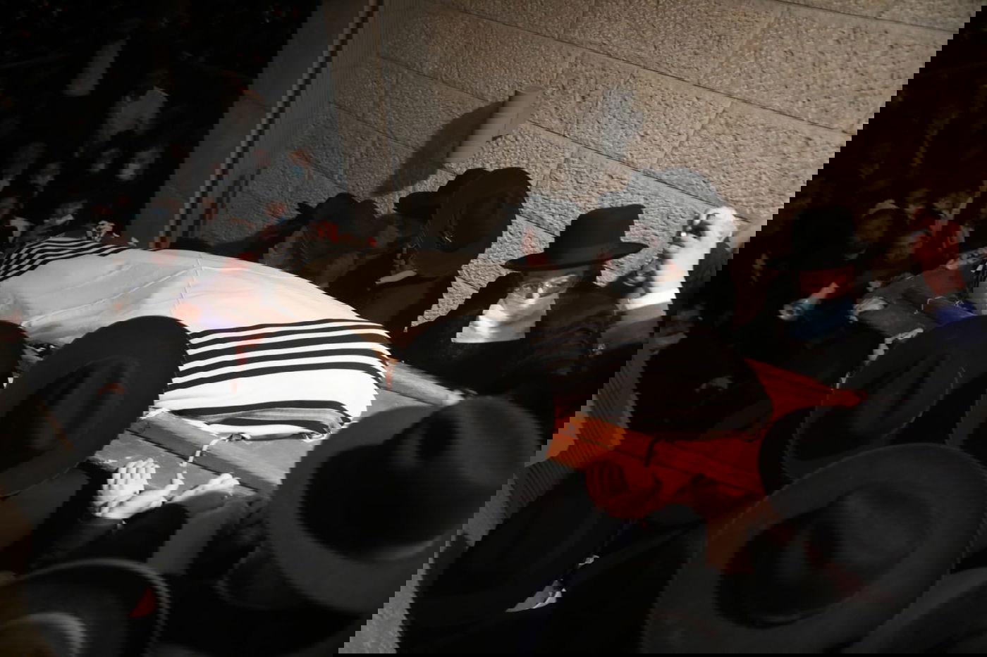 מסע הלווית הגאון רבי יצחק שיינר זצוק"ל • גלריה