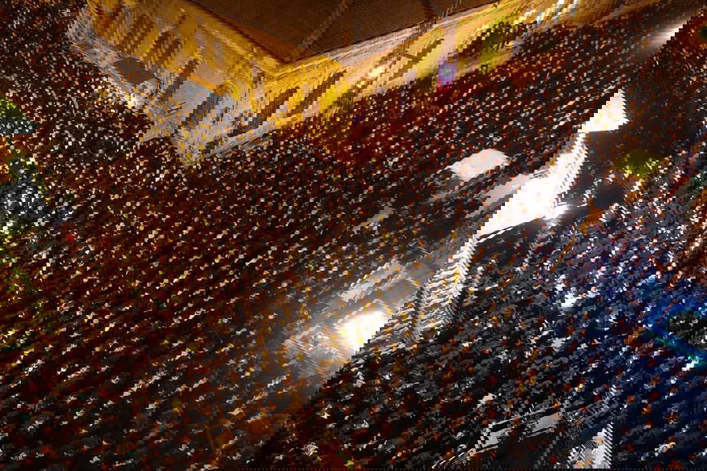 מסע הלווית הגאון רבי יצחק שיינר זצוק"ל • גלריה