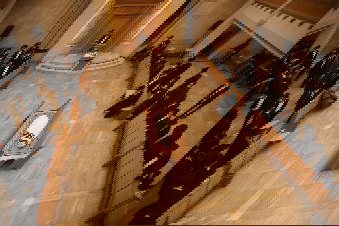 "לקינו בכפליים": מסע הלווית ראש ישיבת קמיניץ זצוק"ל