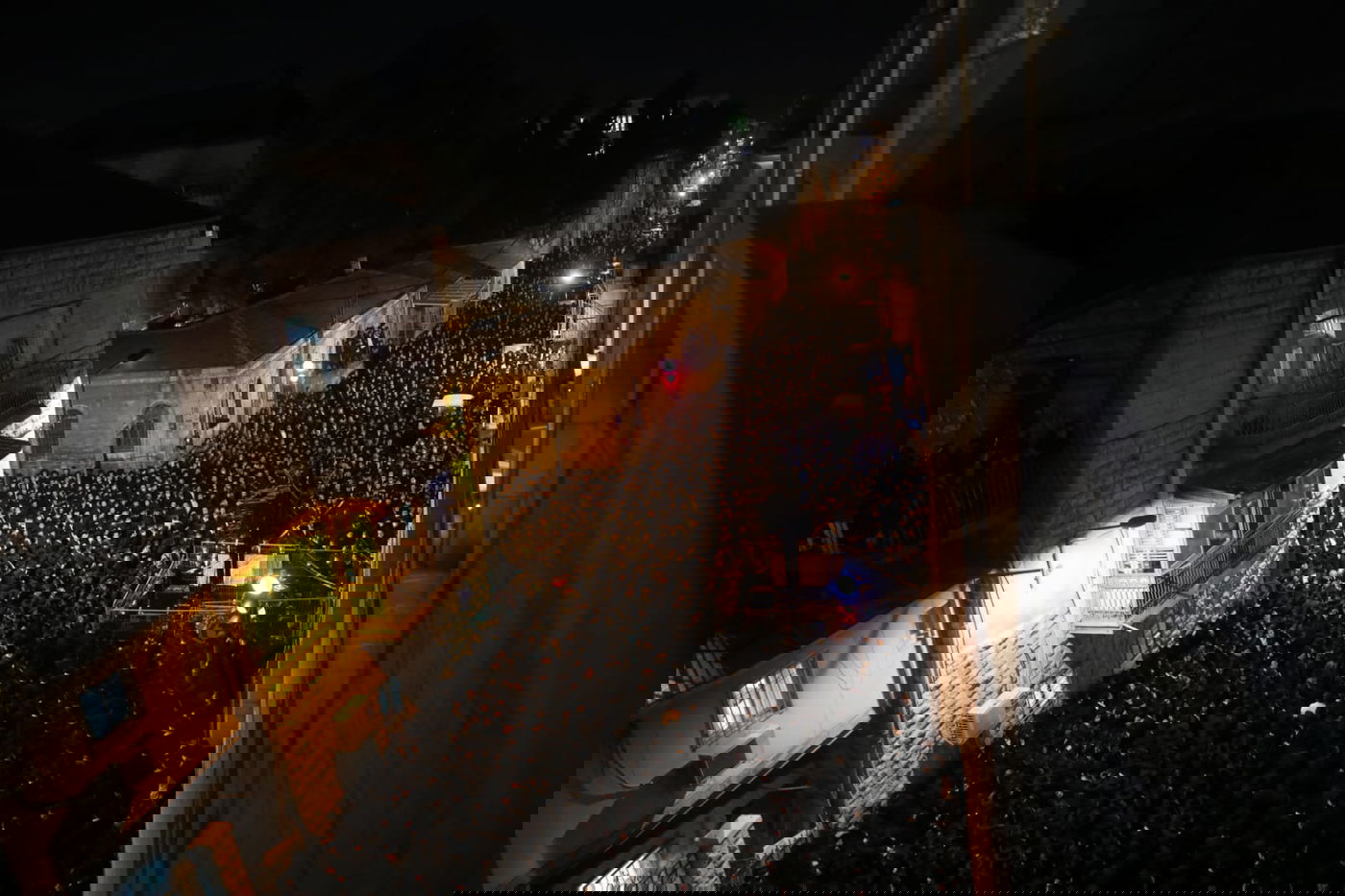 "לקינו בכפליים": מסע הלווית ראש ישיבת קמיניץ זצוק"ל