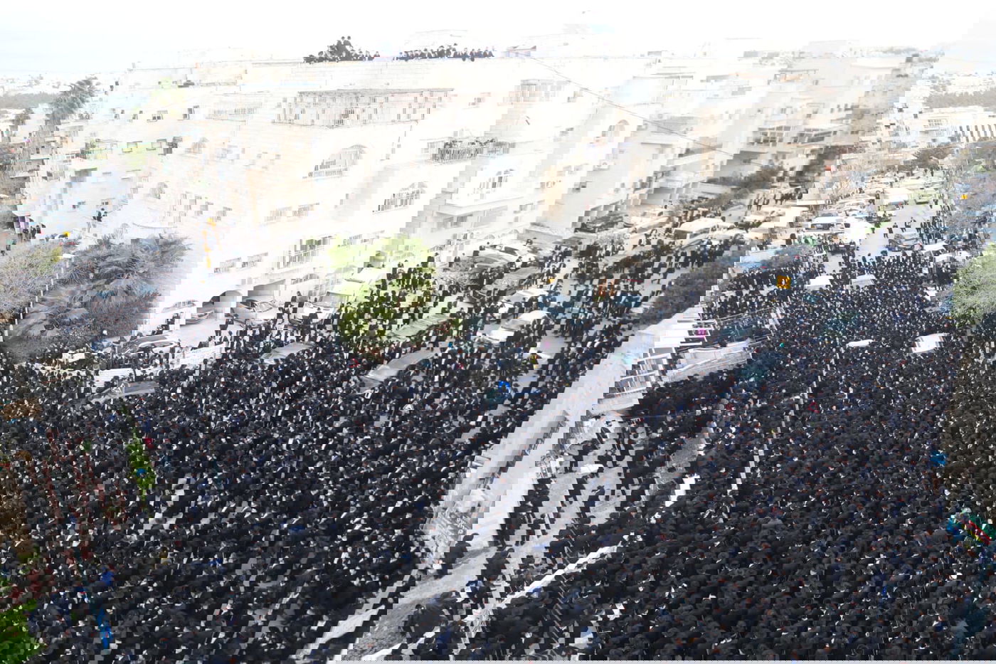 רבבות בלווית ראש ישיבת בריסק הגרמ"ד סולובייצ'יק זצ"ל