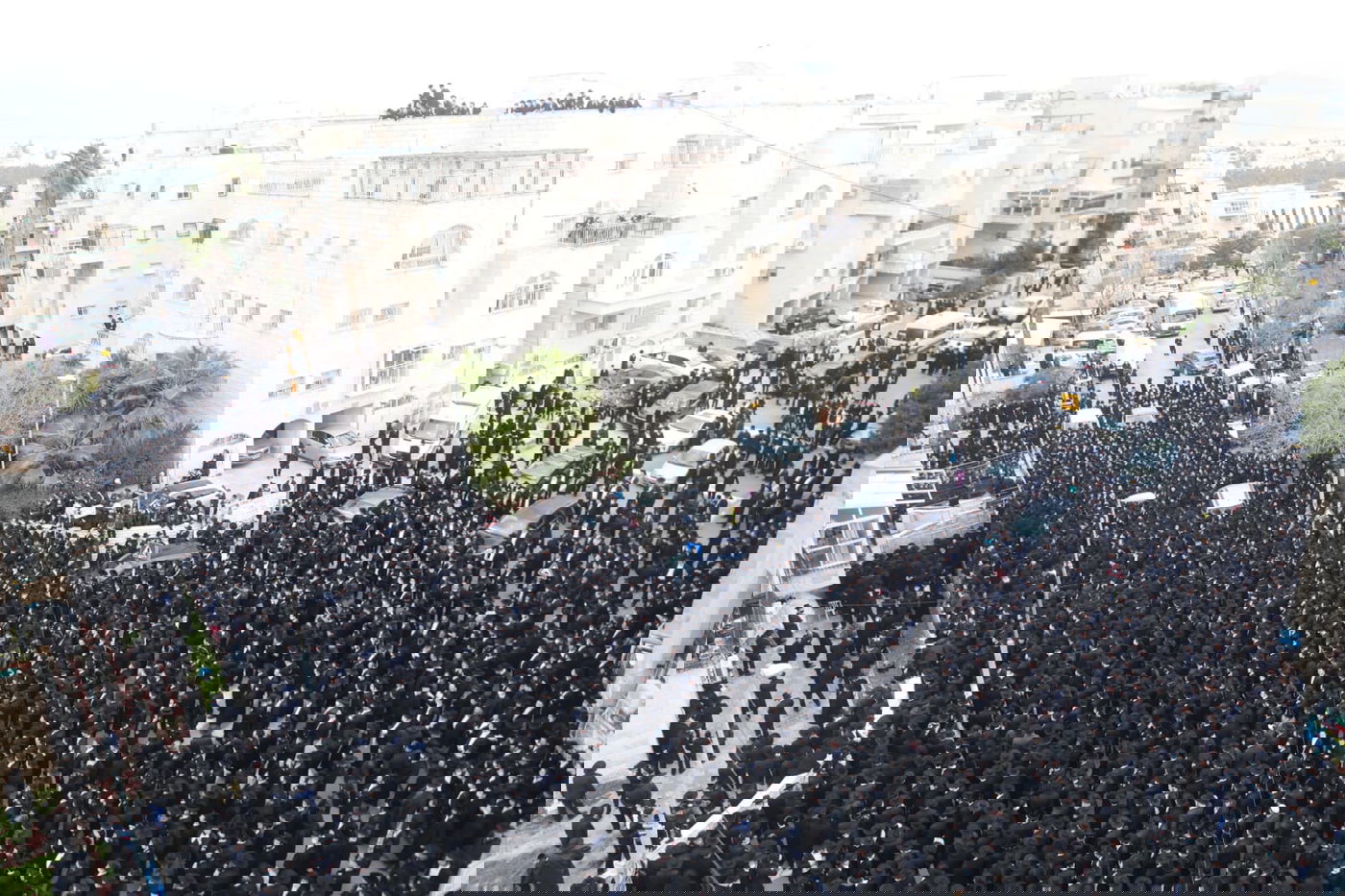 רבבות בלווית ראש ישיבת בריסק הגרמ"ד סולובייצ'יק זצ"ל