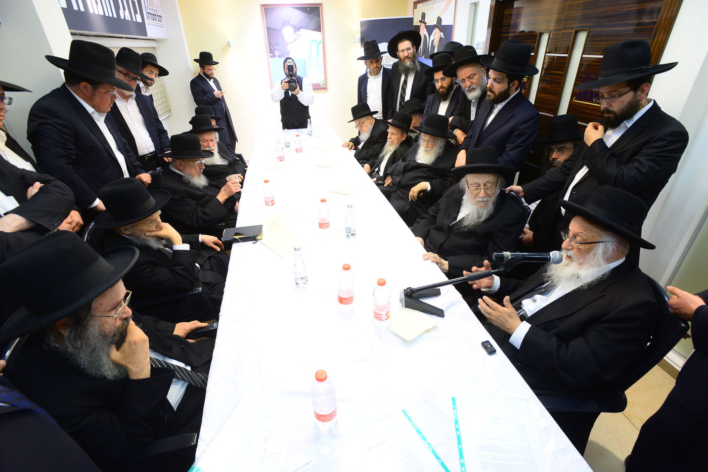 'איש האמת': מראות מחיי הגר"י שיינר זצ"ל