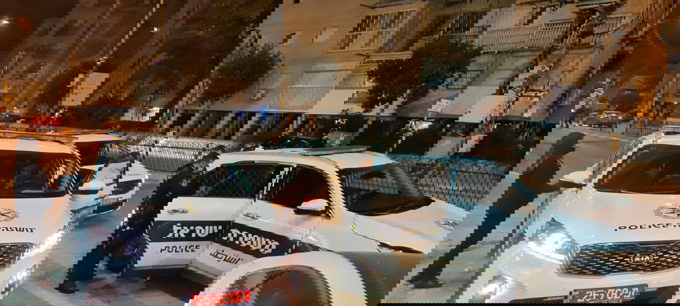 שדד 4000 שקלים מאזרח בכספומט ונעצר