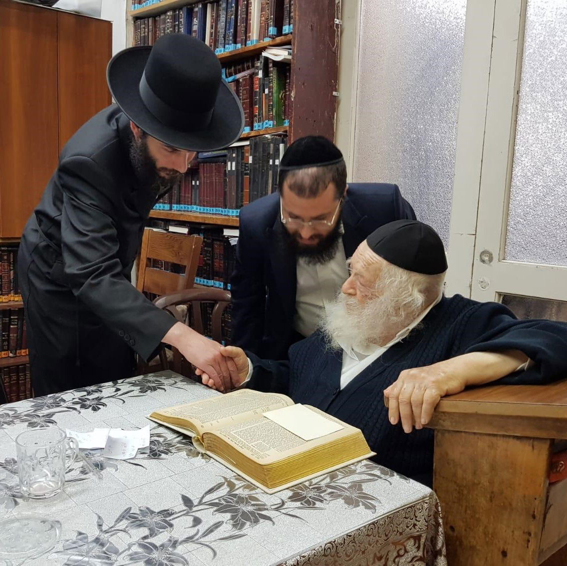 מוטי בבצ'יק, הרל"ש של ליצמן, אצל מרן הגר"ח. ארכיון