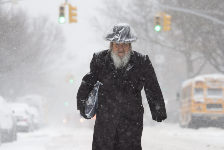 צפו במראה קסום: השכונות החרדיות בשלג