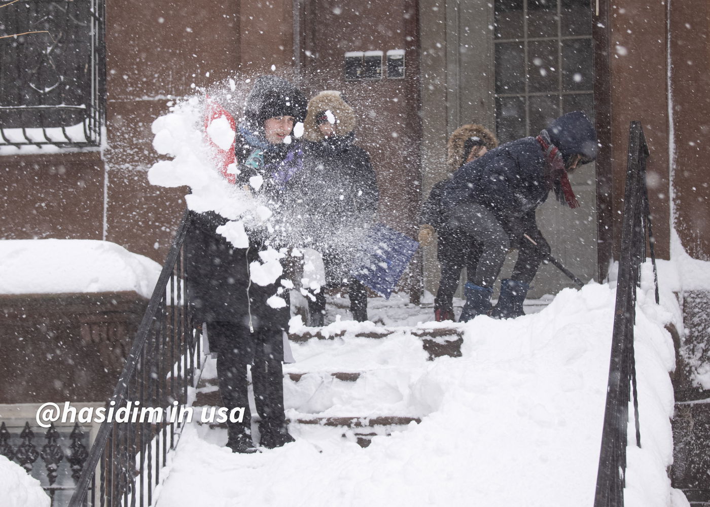 צפו במראה קסום: השכונות החרדיות בשלג
