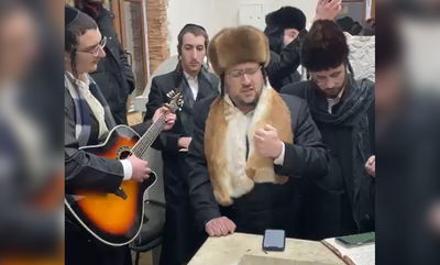 ליפא שמעלצר בהבדלה וגראמען בציון הבעל שם טוב