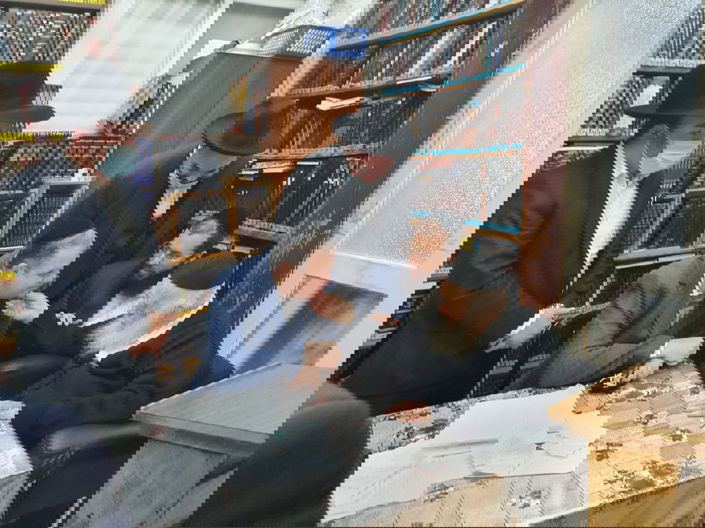 פרופ' יהודה אדלר התברך אצל מרן הגר"ח קנייבסקי