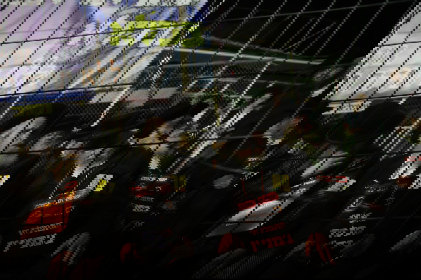 אלפים הפגינו נגד "עקירת הדת" בקורונה