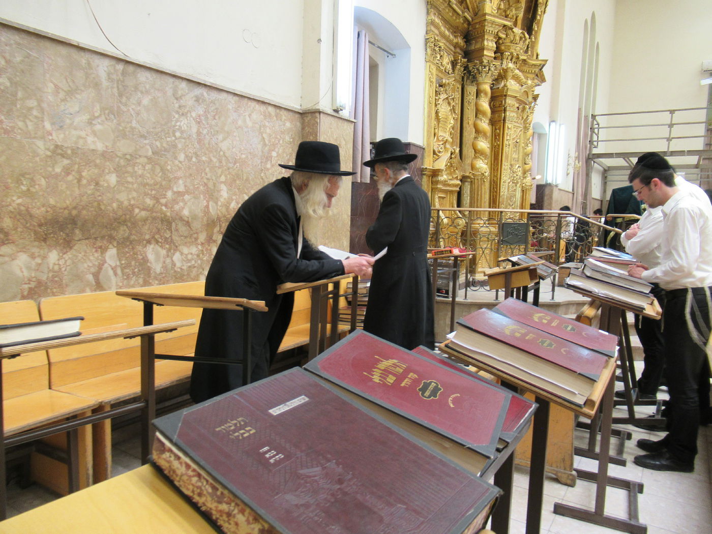 בחצות הלילה: ראש הישיבה התחנן לבחורים - "תתעוררו"