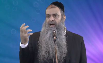 הרב רפאל זר בפינה לפרשת משפטים • צפו