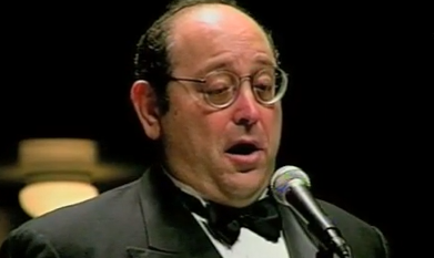 "משרה לחיים" // החזן שהרויח את חייו