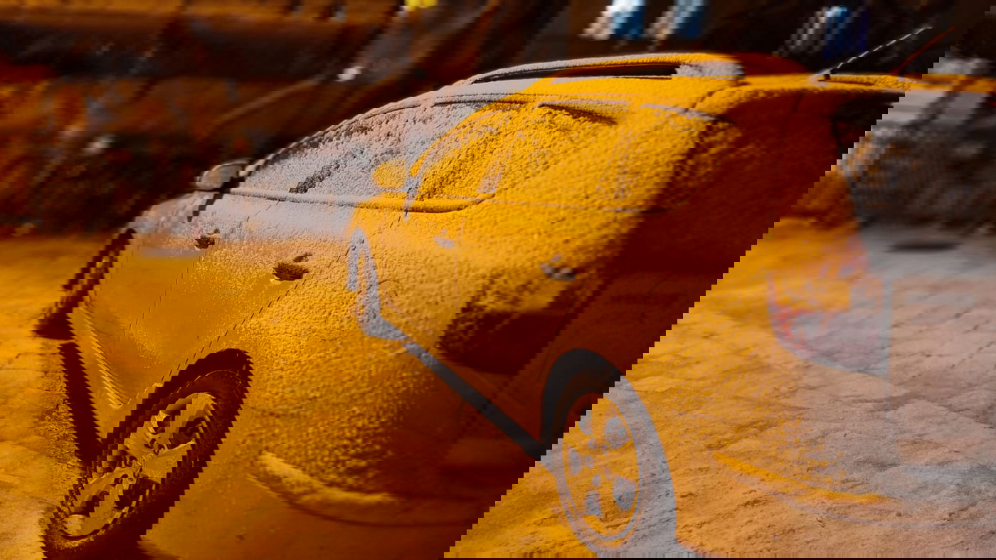 השלג בירושלים:  מאה שערים נצבעה בלבן