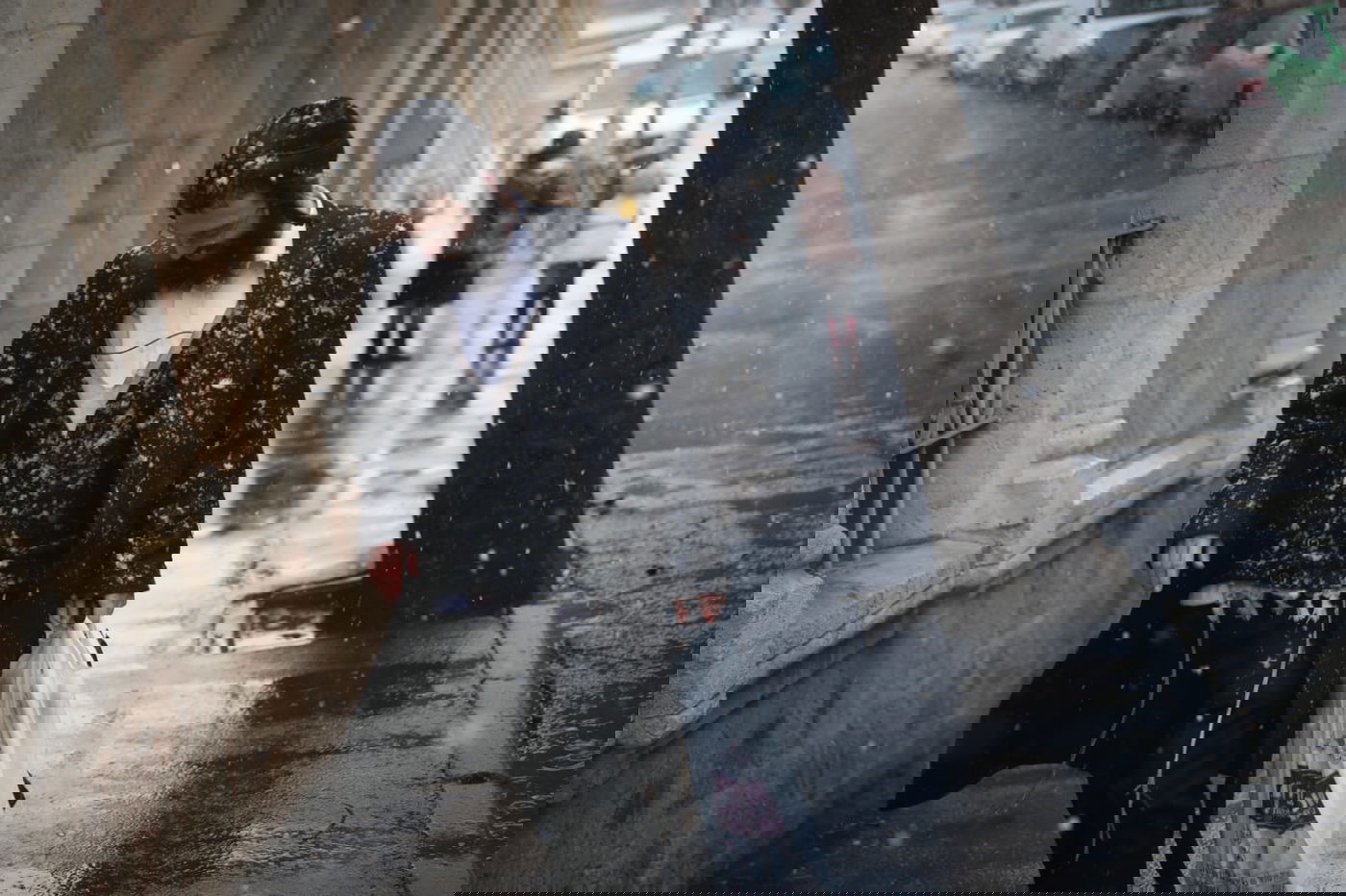 זה קרה: שלג החל לרדת גם בעיר ירושלים