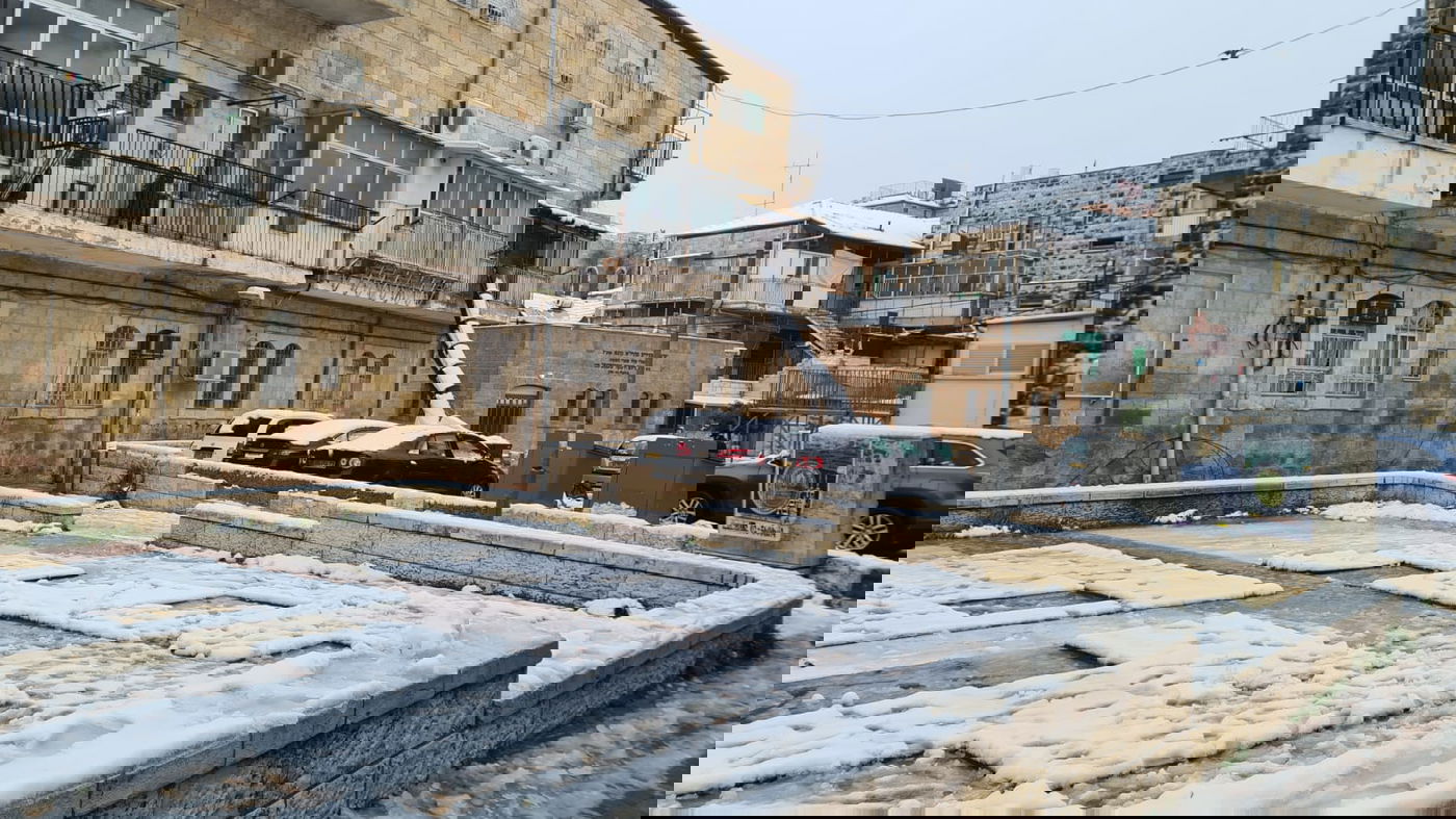 אלו הן בובות השלג של הילדים הירושלמים