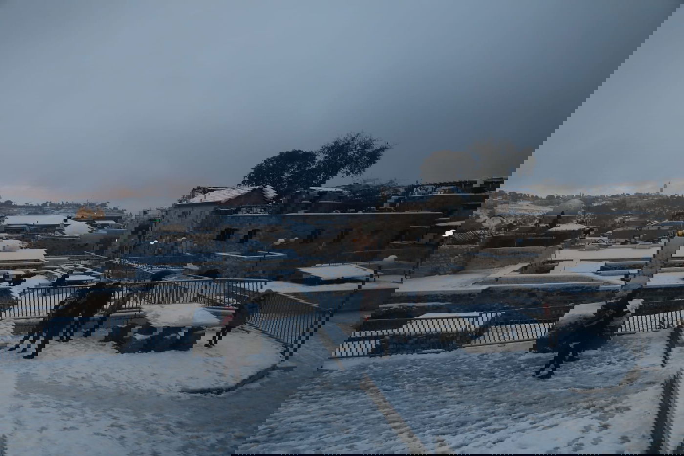 אכזבה בירושלים: השלג נמס, מערכת החינוך נפתחה ב-9