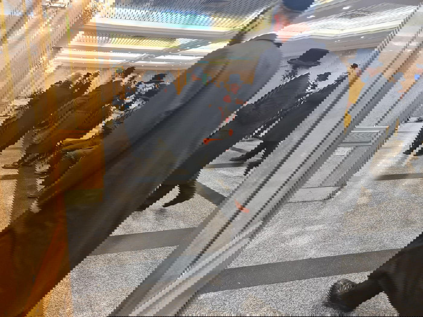 בעלזא: 1,500 התחסנו בבית המדרש הגדול