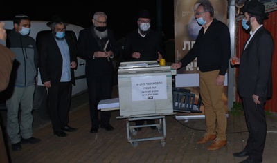 מרגש: הדפסת תניא בבית משפחת הורגן