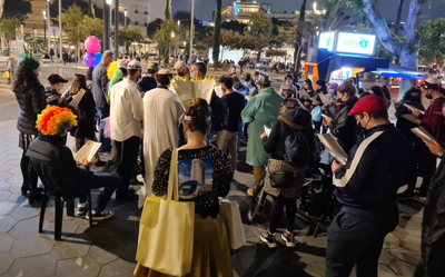 300 איש השתתפו בקריאת המגילה בת"א