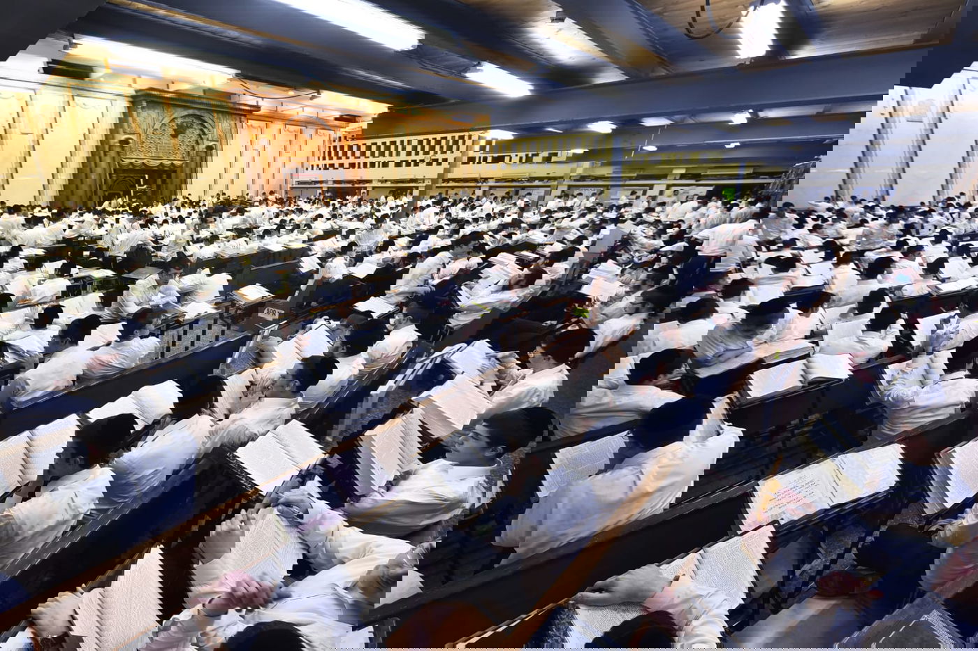 מרגש: סדר לימוד ליל פורים בישיבת פוניבז'