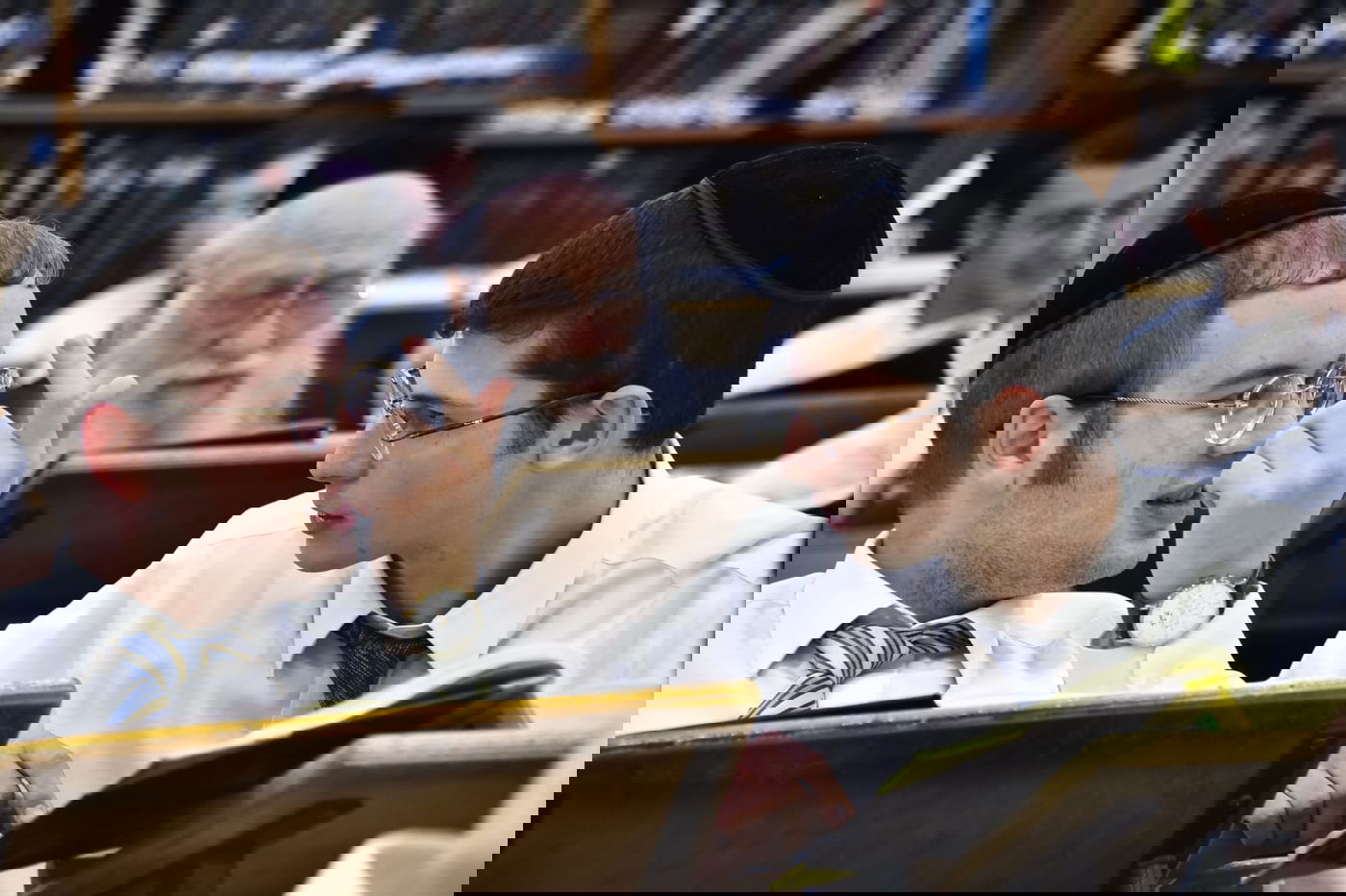 מרגש: סדר לימוד ליל פורים בישיבת פוניבז'