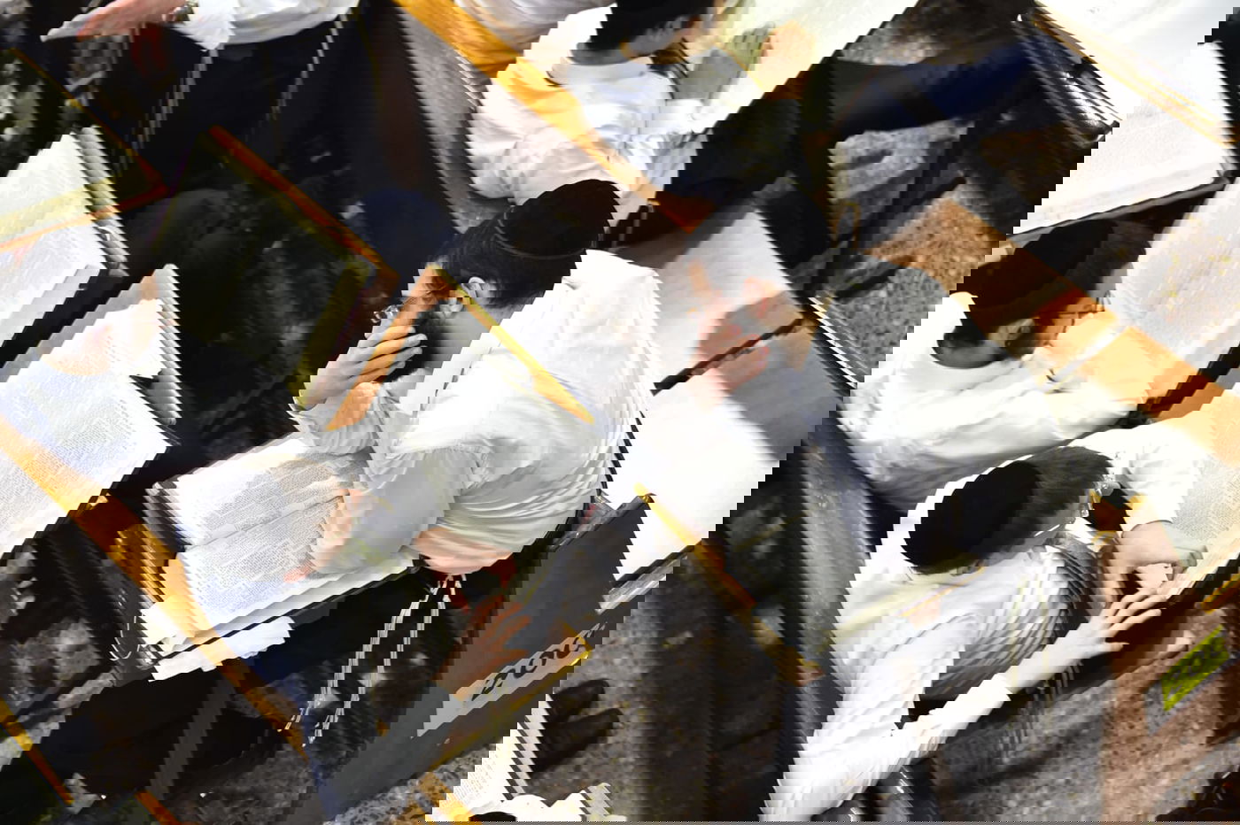 מרגש: סדר לימוד ליל פורים בישיבת פוניבז'