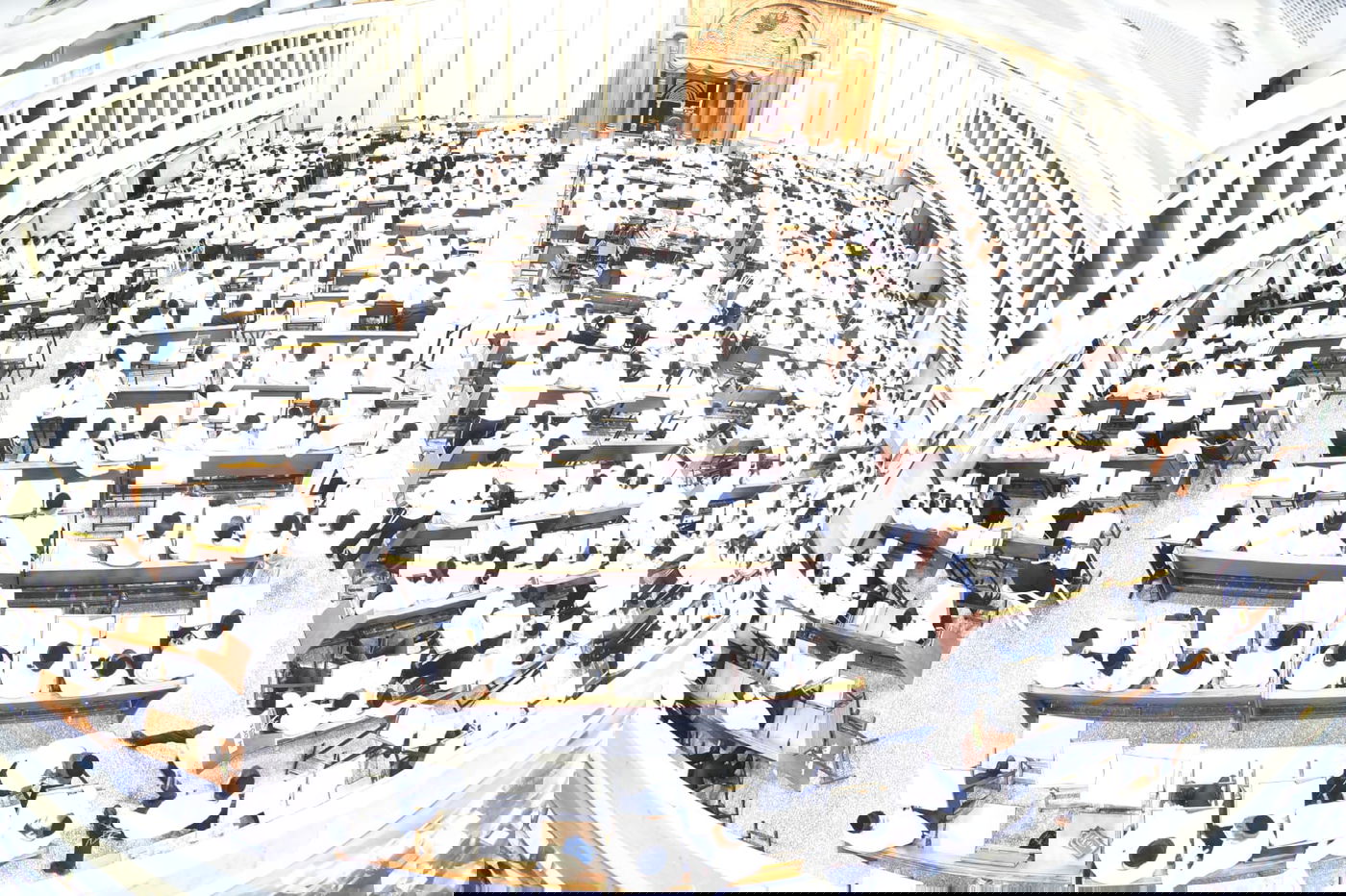 מרגש: סדר לימוד ליל פורים בישיבת פוניבז'