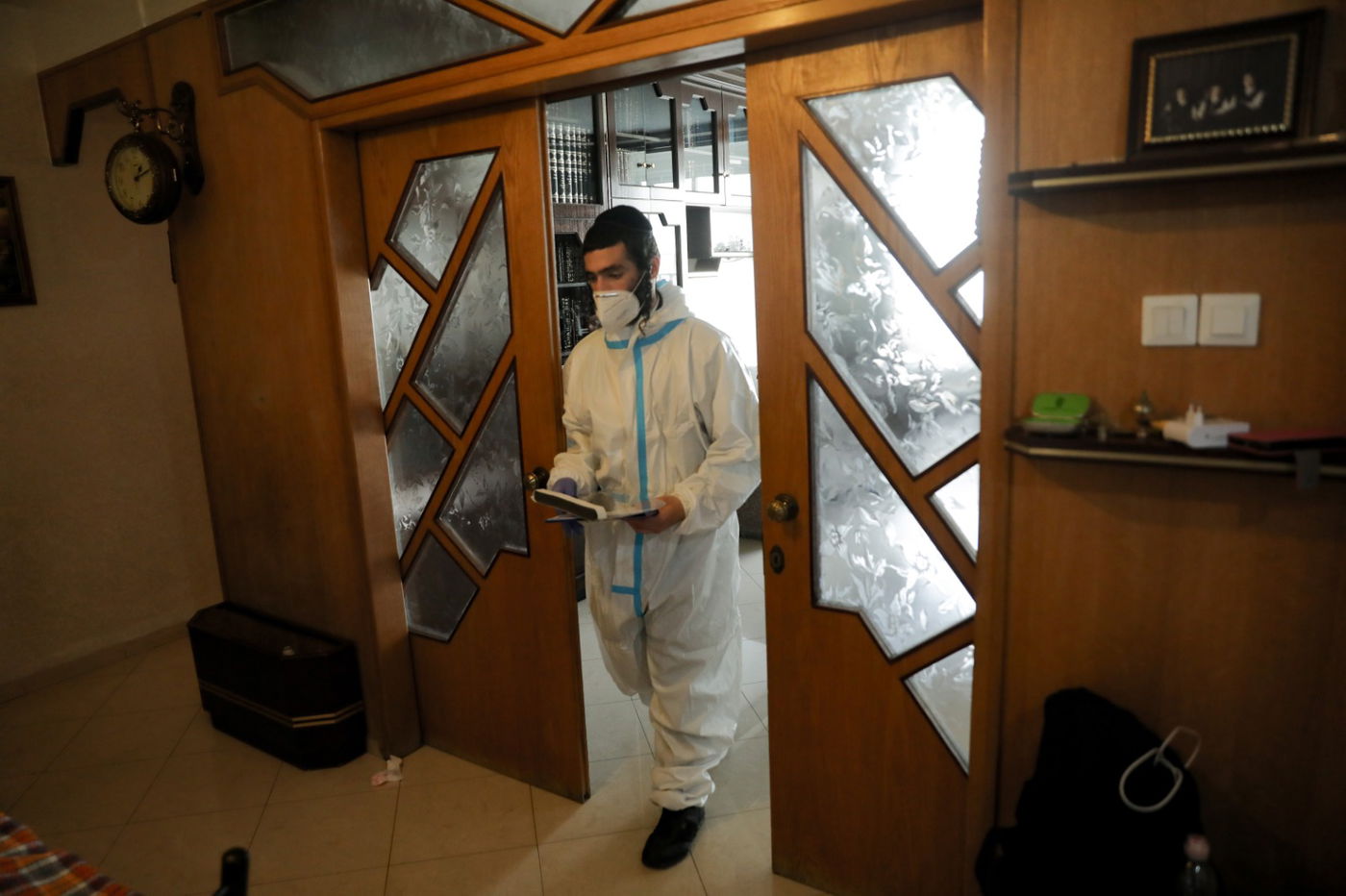 כך מתבצע הטיפול הביתי לחולי קורונה • צפו