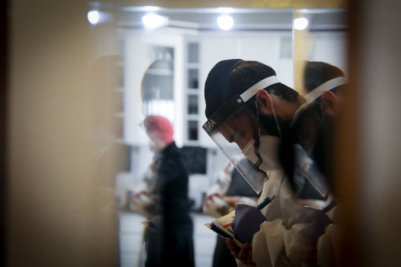 כך מתבצע הטיפול הביתי לחולי קורונה • צפו