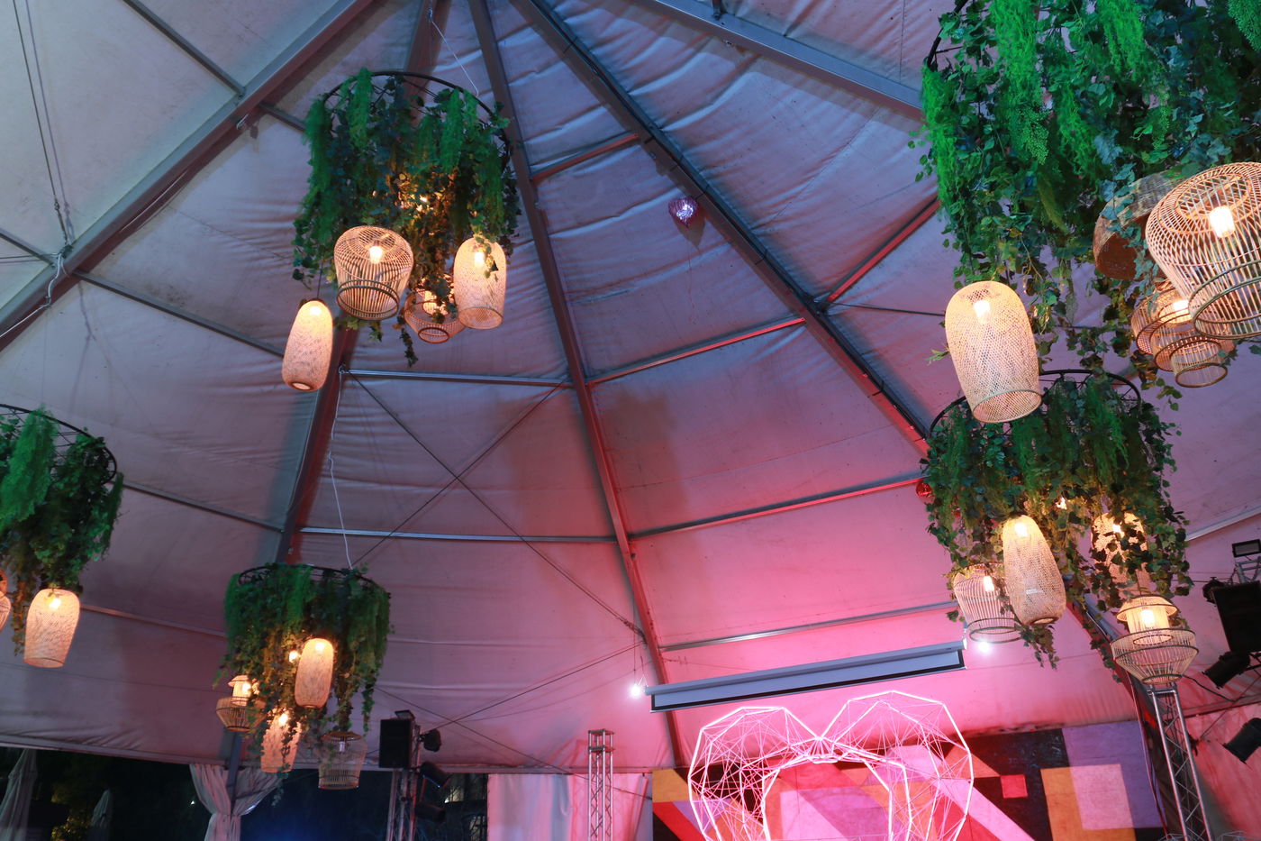 'מתחם התחנה' כפי שעוד לא ראיתם • צפו