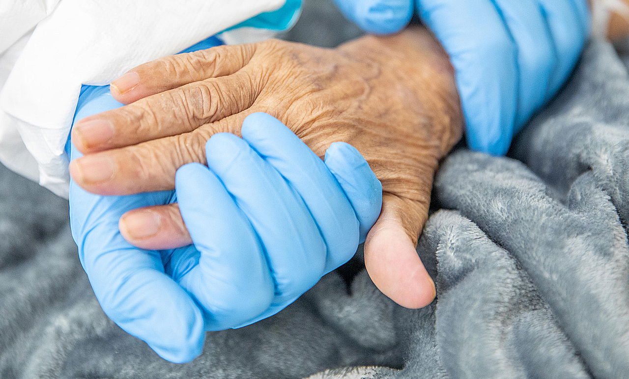 פרופ' מסעד ברהום: 'נשלם בגדול ובקרוב על מסיבות פורים'